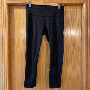 Lululemon Run Inspire crop Capri size 6